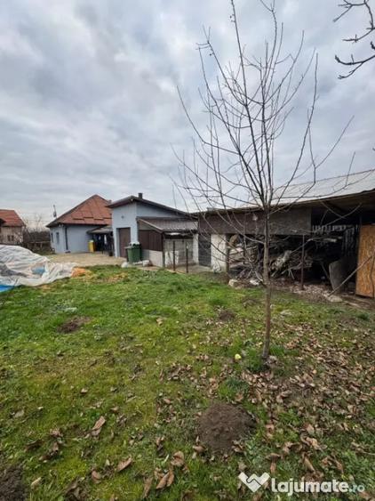 Casă cu 3 camere cu Teren 600 Mp în Posta