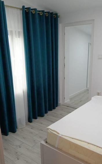 Inchiriez apartament cu 2 camere - 7