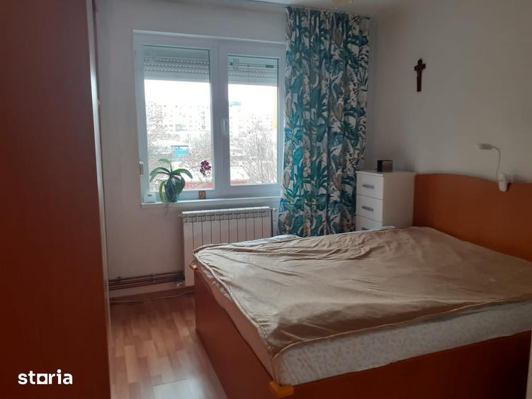 Apartament cu 3 camere în Rahova