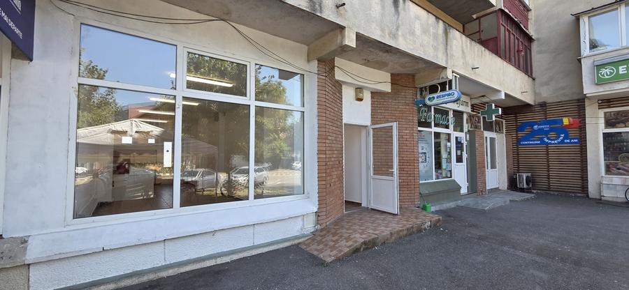 Spațiu comercial, de 48 mp, în Central