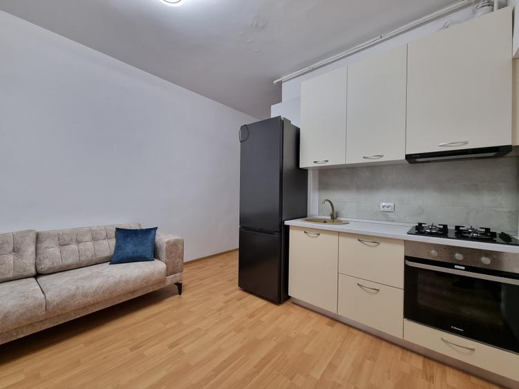 Apartament cu 2 camere semidecomandat în Universitate