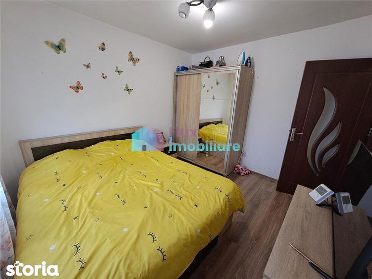 Apartament cu 2 camere decomandat în Precista
