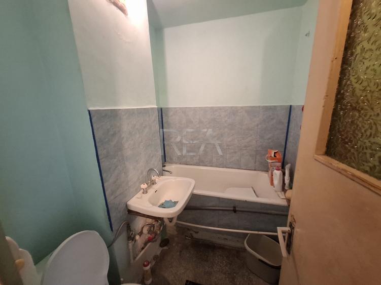 Apartament cu 2 camere decomandat în Drumul Taberei