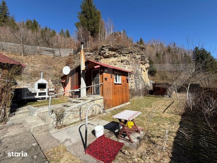 Casă cu 2 camere cu Teren 425 Mp în Iara