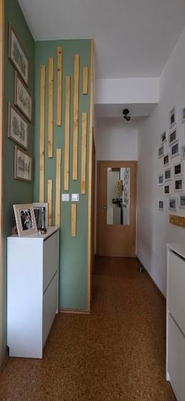 Apartament cu 3 camere decomandat, mobilat în Torontalului