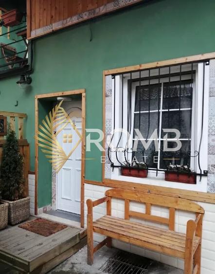 Apartament cu 3 camere semidecomandat, mobilat în Central