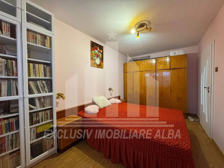 Apartament cu 2 camere semidecomandat, mobilat în Cetate