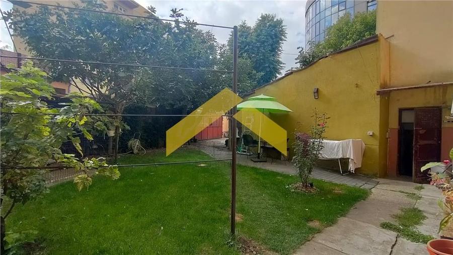 Apartament cu 4 camere circular în Podgoria