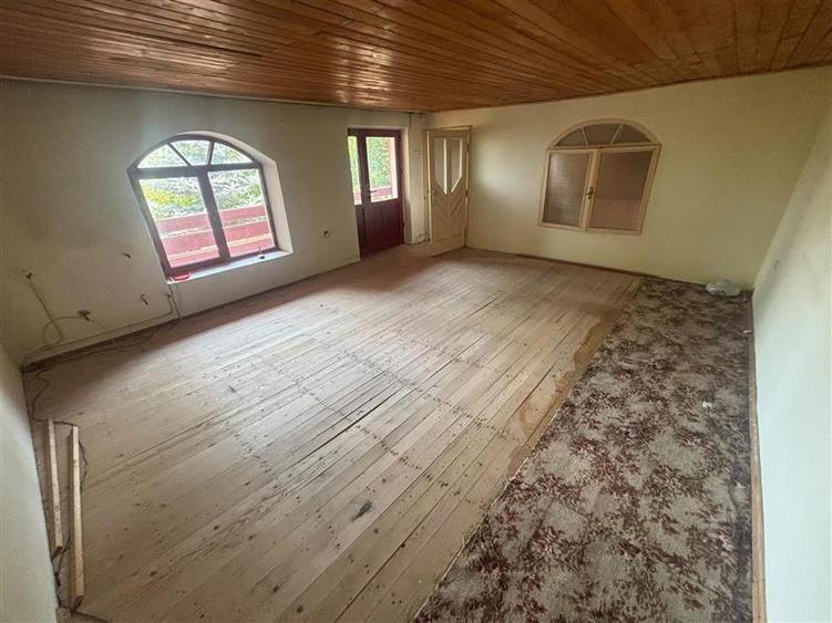 Duplex cu 3 camere cu Teren 308 Mp în CFR