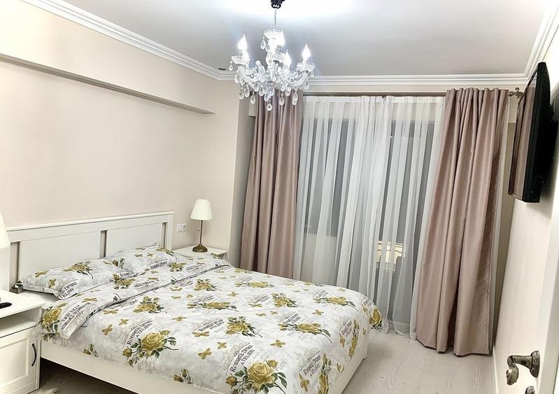 Apartament cu 3 camere decomandat, mobilat în Cetate