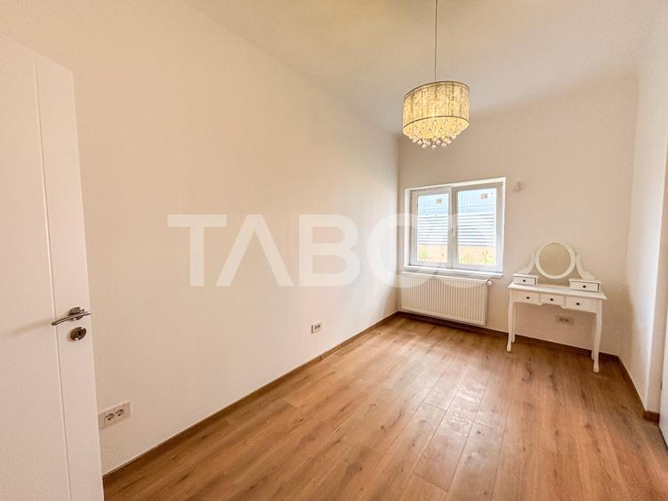 Apartament cu 3 camere semidecomandat, mobilat în Mănăștur