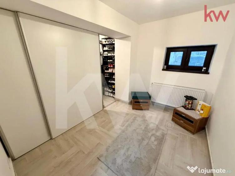 Apartament cu 3 camere semidecomandat, mobilat în Central