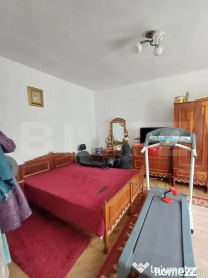 Casă cu 5 camere cu Teren 802 Mp în Turda