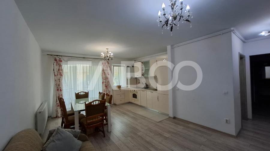 Apartament cu 3 camere decomandat, mobilat în Lazaret