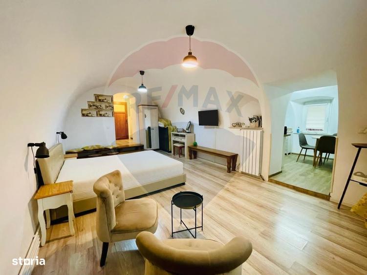 Apartament cu 2 camere, mobilat în Ultracentral