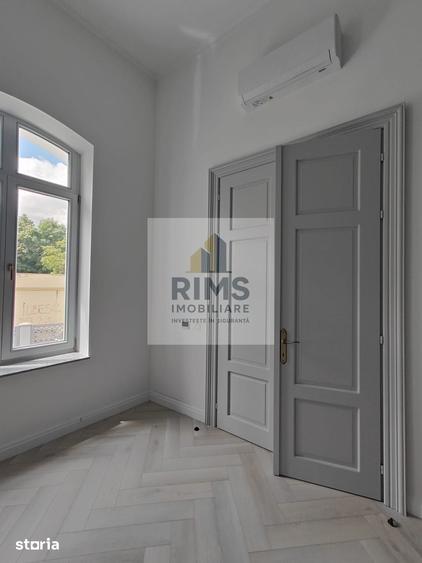 Casă cu 5 camere cu Teren 268.22 Mp în Brazda lui Novac