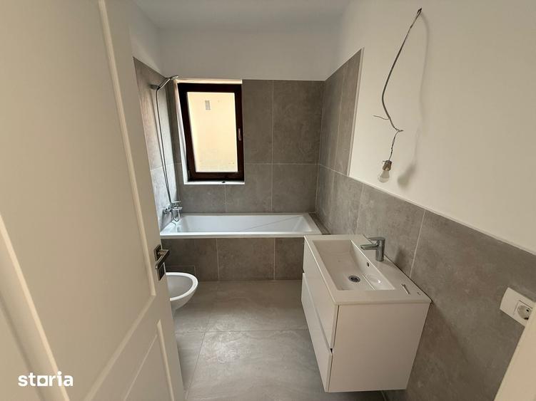 Casă cu 4 camere cu Teren 359 Mp în Cernica