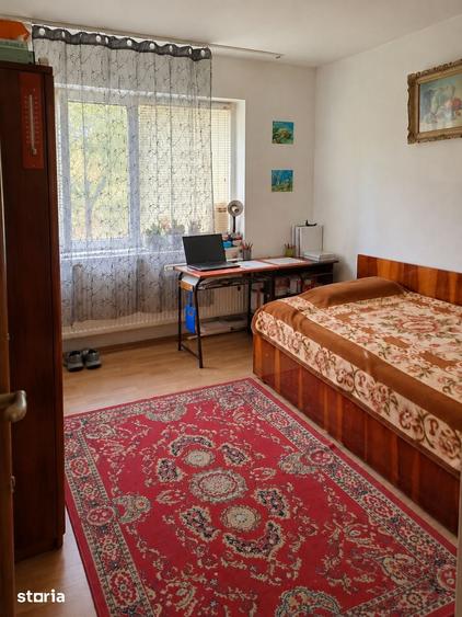 Casă cu 4 camere cu Teren 1340 Mp în Copăcelu