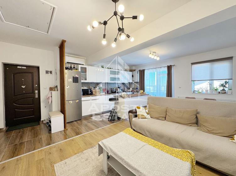 Apartament cu 3 camere decomandat, mobilat în Giroc