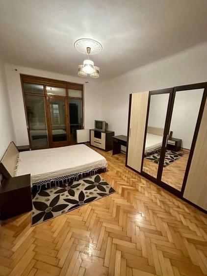 Vand apartament ultracentral 2 camere - 1