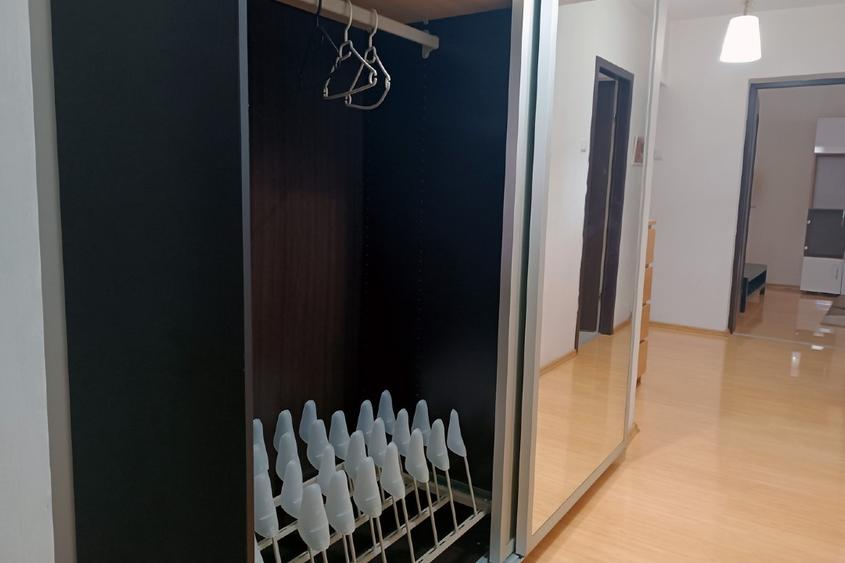 Apartament de inchiriat/ PROPRIETAR /3 camere /et.9 din 10/decomandat - 7