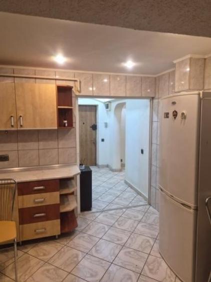 Apartament cu 2 camere decomandat, mobilat în Unirii