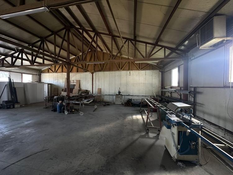 Spațiu industrial, de 180 mp, în Bariera Vâlcii