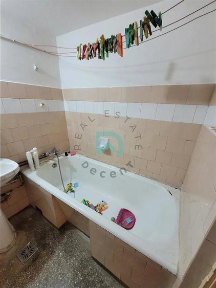 Casă cu 2 camere cu Teren 630 Mp în Craiter
