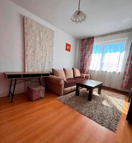 Apartament cu 2 camere semidecomandat în Gară