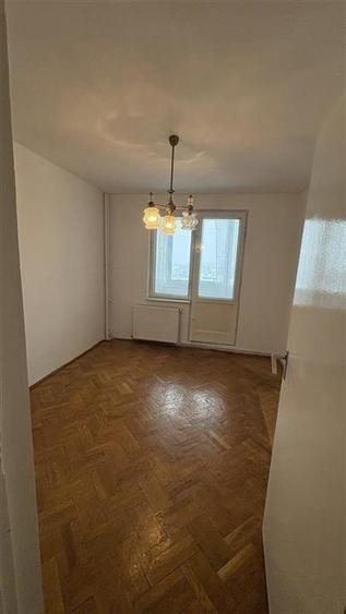 Apartament 3 camere luminos cu boxa Calea Bucuresti - 5