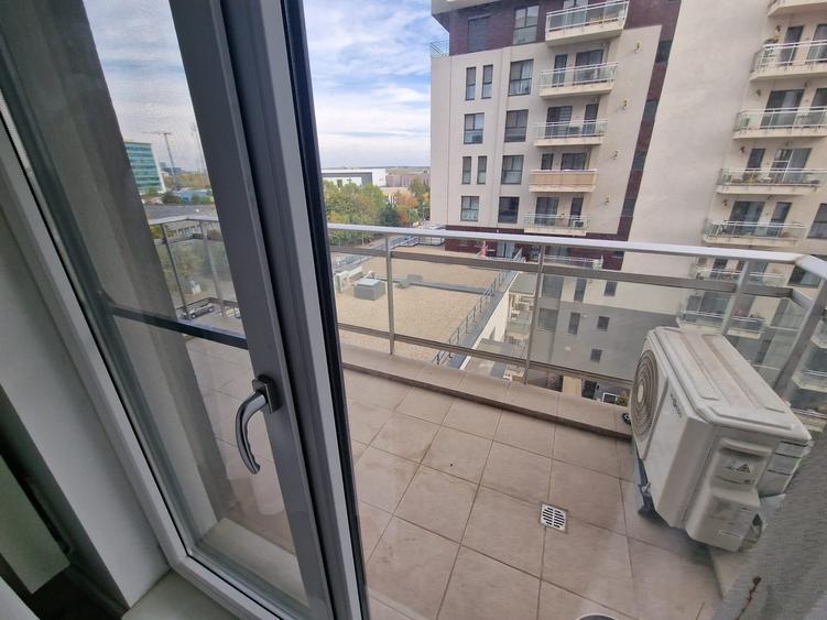 Apartament cu 2 camere semidecomandat în Pipera