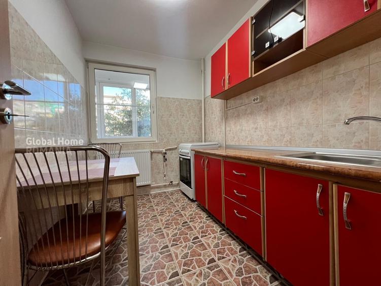 Apartament cu 2 camere semidecomandat, mobilat în 1 Mai