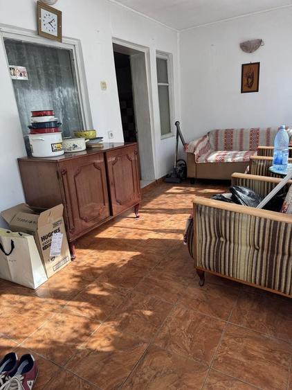 Casă cu 4 camere în Malu