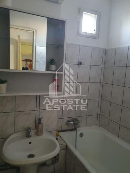 Apartament cu 2 camere decomandat în Circumvalațiunii