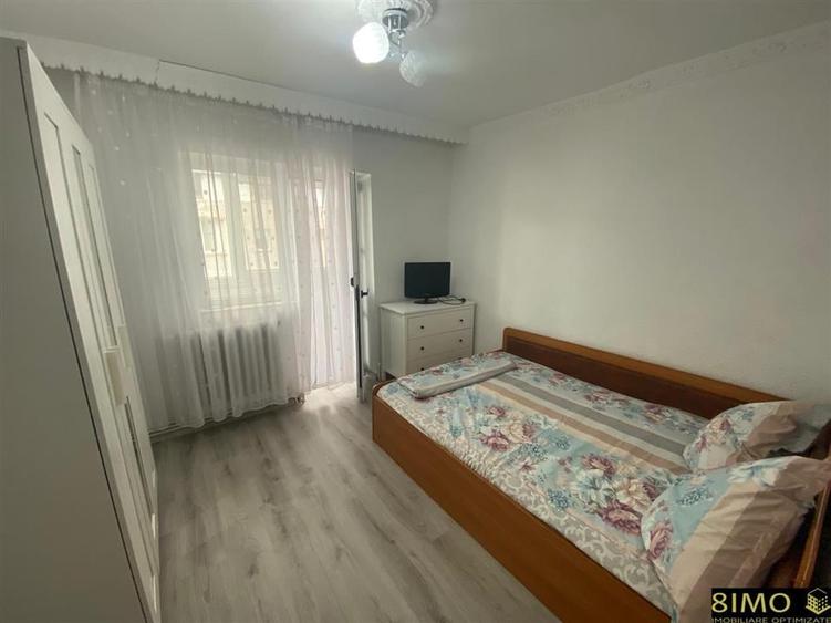 Apartament cu 3 camere decomandat în Fălticeni