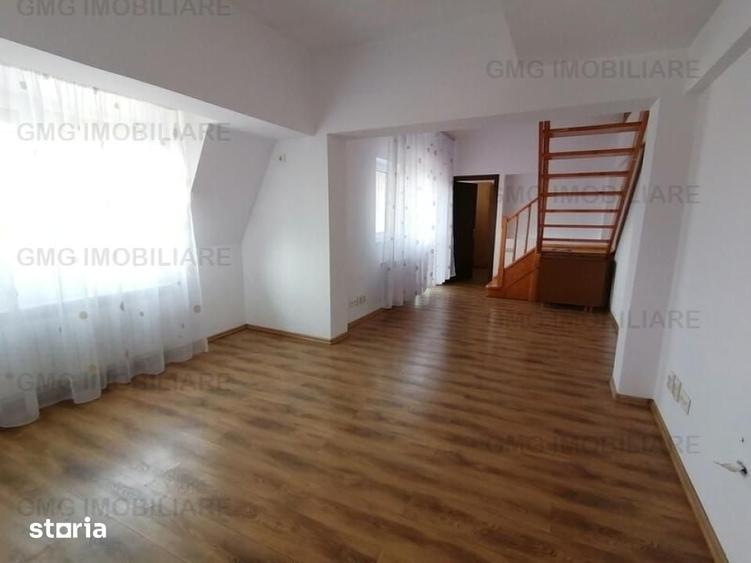 Apartament cu 4 camere decomandat în Colentina