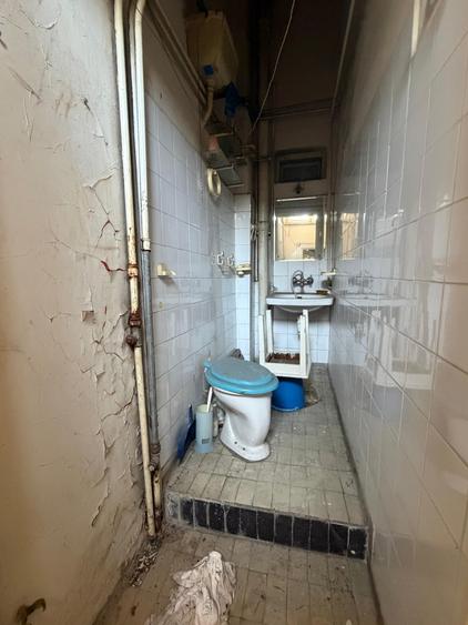 Casă individuală cu 8 camere cu Canalizare în Mărășești