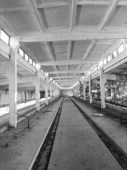 Spațiu comercial, de 1,800 mp, în Central