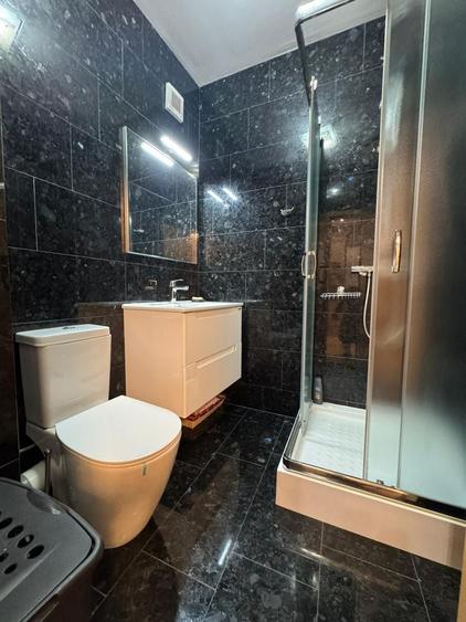 Apartament cu 3 camere semidecomandat, mobilat în Clucerului