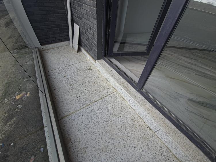 Apartament cu 3 camere decomandat în Tomis Plus