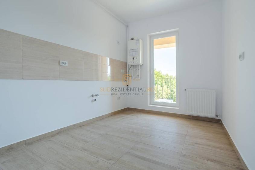 Apartament cu 3 camere decomandat în Berceni