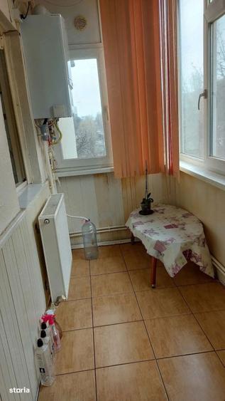 Apartament cu 2 camere decomandat, mobilat în Tomis Nord