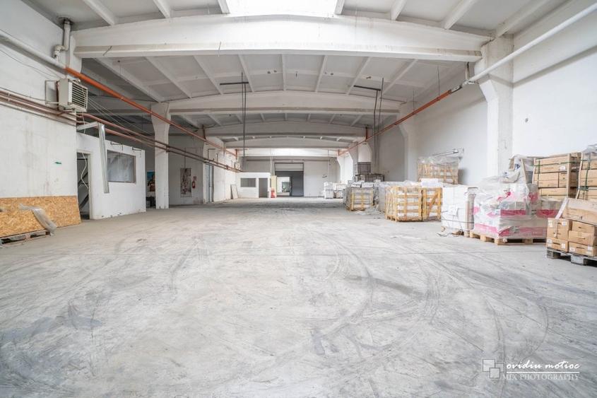 Spațiu industrial, de 9,500 mp, în Central