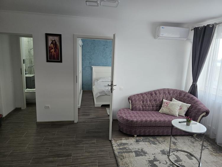 Apartament cu 2 camere semidecomandat în Cazino
