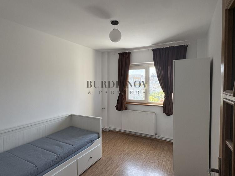 Apartament cu 4 camere  - centrală proprie - Tineretului - Timpuri Noi - 9