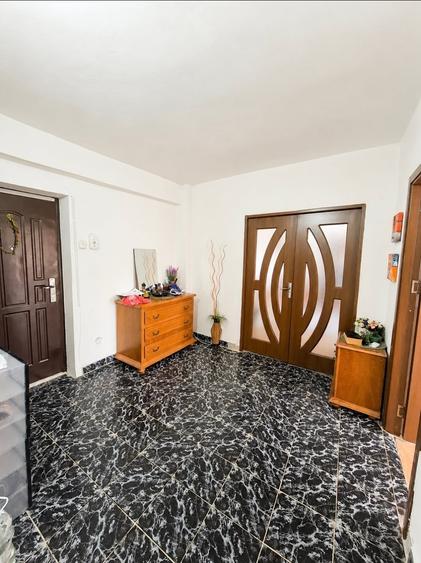 Apartament cu 2 camere decomandat în Ultracentral