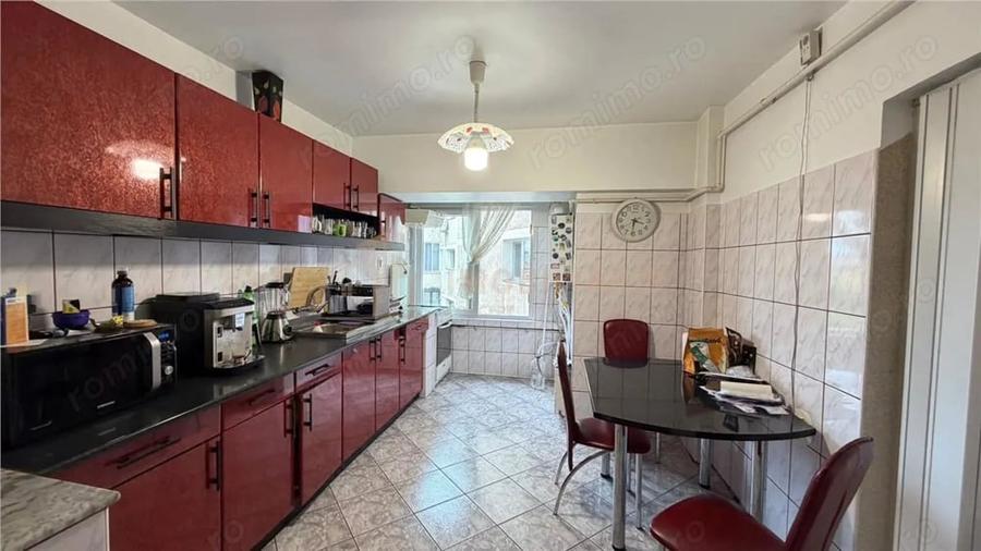 Casă cu 3 camere decomandat cu Teren 500 Mp în Mocira