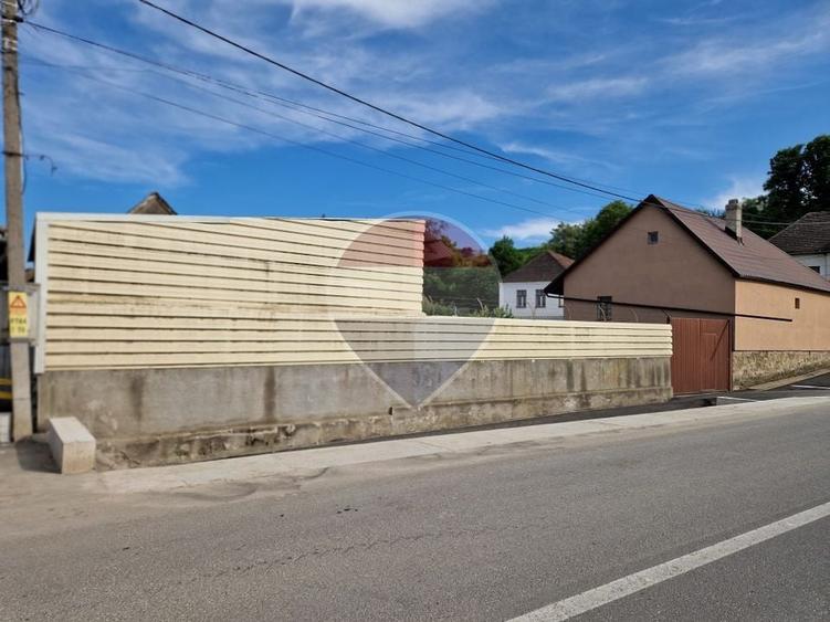 Casă individuală cu 2 camere cu Teren 1002 Mp în Augustin