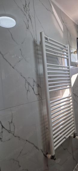 Apartament cu 4 camere în Fetești-Gară