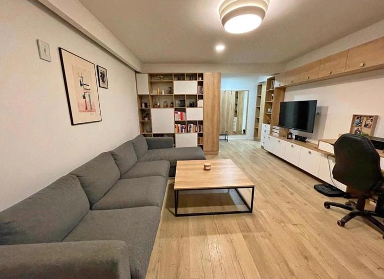 Apartament cu 2 camere semidecomandat în Cornitoiu